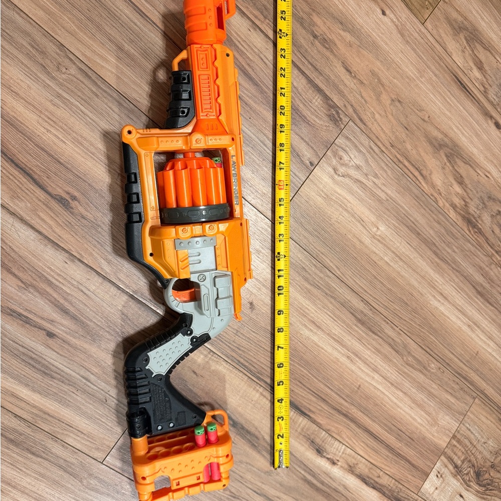 Nerf Doomlands 2169 Lawbringer Blaster - Picture 4 of 4